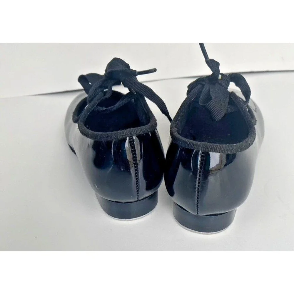 Danskin Freestyle Black Patent Tap Shoes Strap and Bow Tie Close Size 10 Toddler